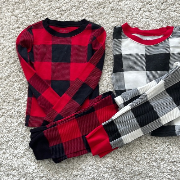 Other - Children’s place unisex pjs, size4